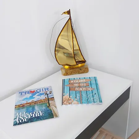 Grlica #2 트로기르